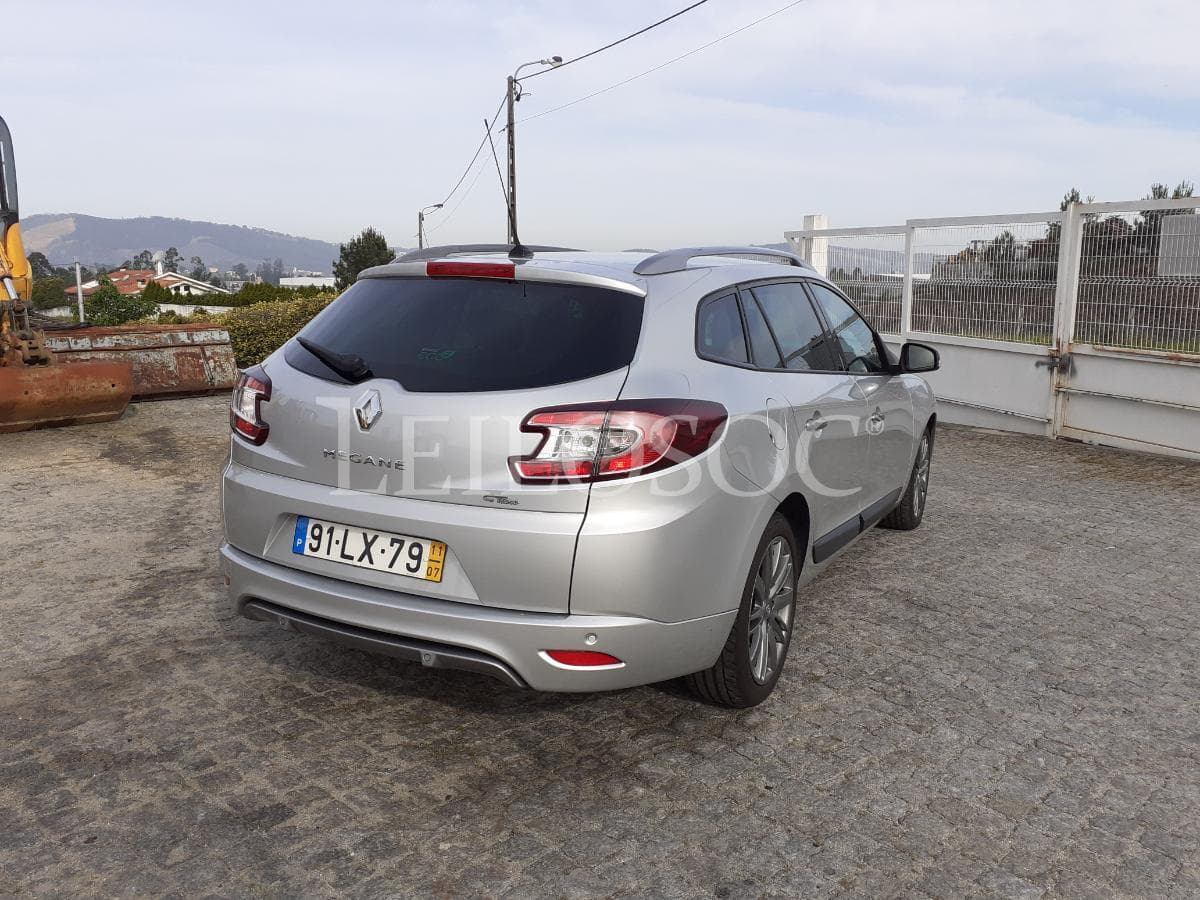 Renault Mégane GT Line 250 · Ano 2011 — imagem 4