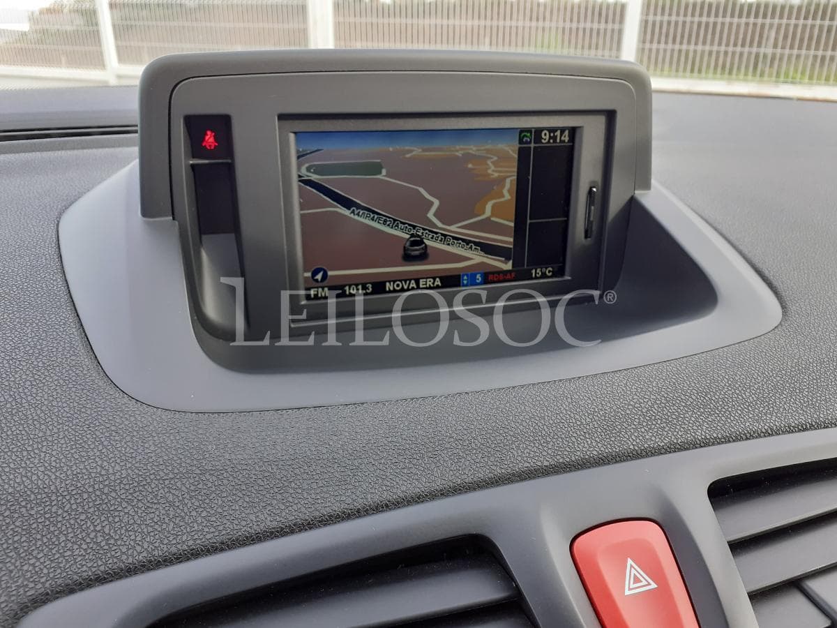 Renault Mégane GT Line 250 · Ano 2011 — imagem 12