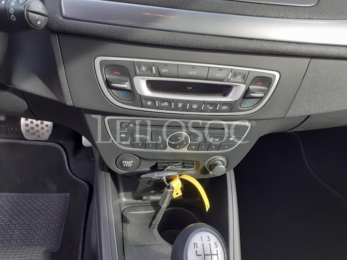 Renault Mégane GT Line 250 · Ano 2011 — imagem 16