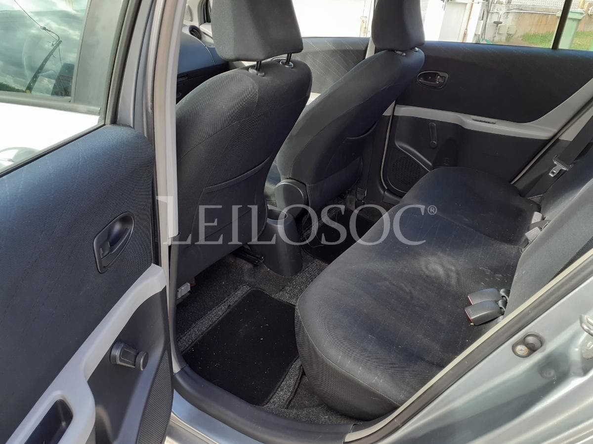 Toyota Yaris 1.0 VVT-i ·  Ano 2008 — imagem 14