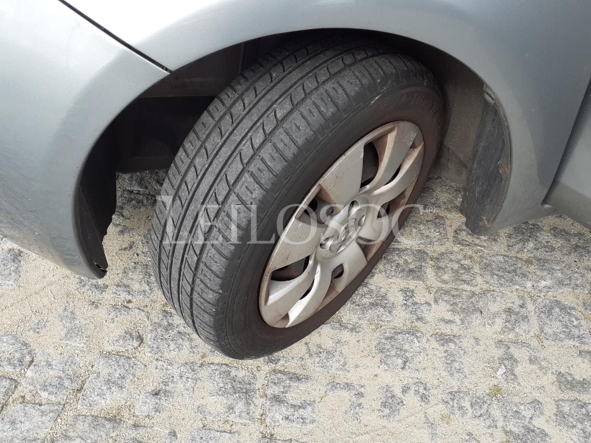 Toyota Yaris 1.0 VVT-i ·  Ano 2008 — imagem 19