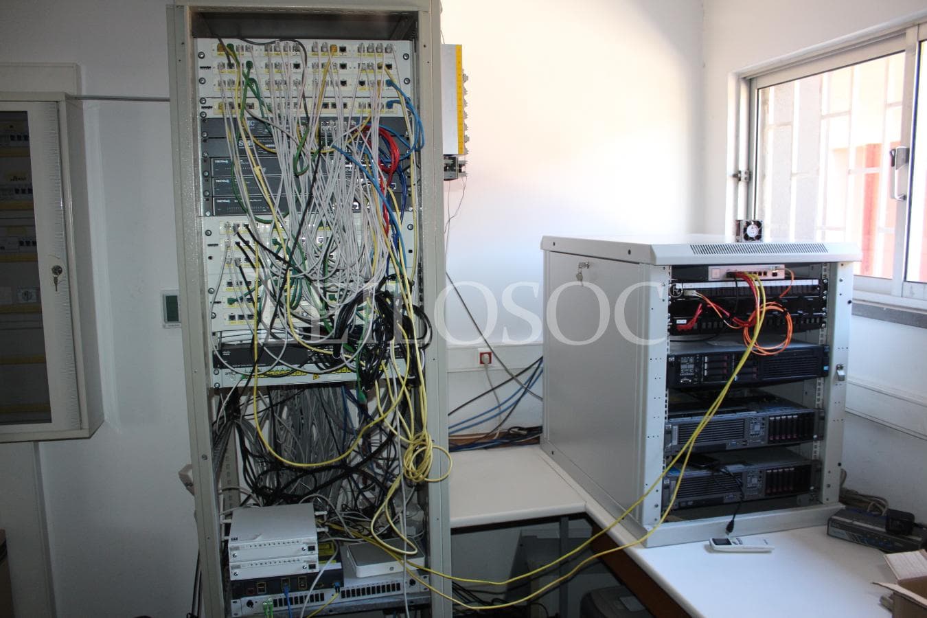 Material Informático + Equipamiento de Oficina — imagen 3