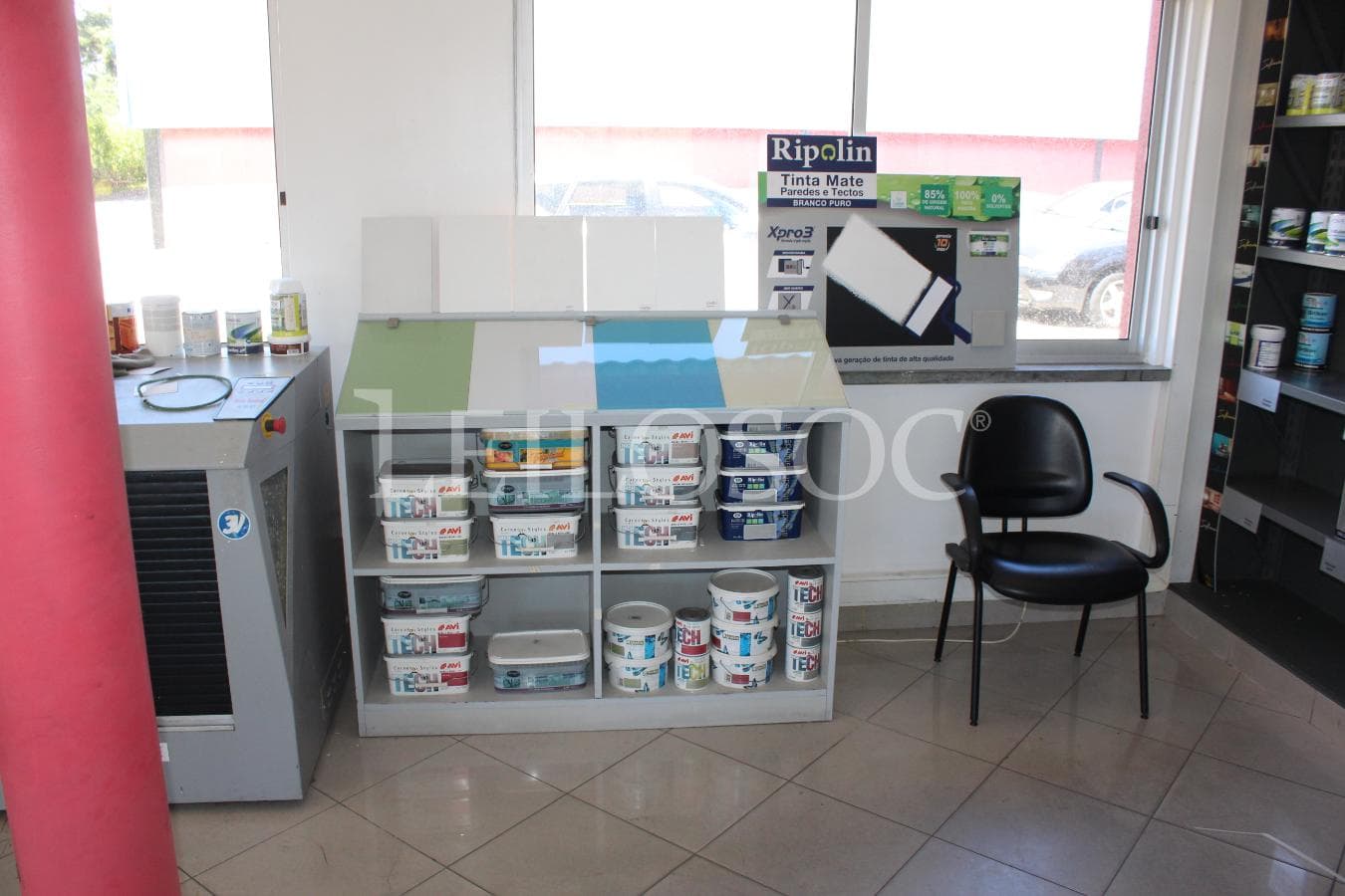 Equipamiento de Oficina + Varios — imagen 4