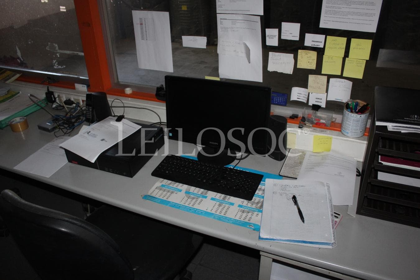 Equipamiento de comedor y vestuario + Equipamiento de Oficina — imagen 4