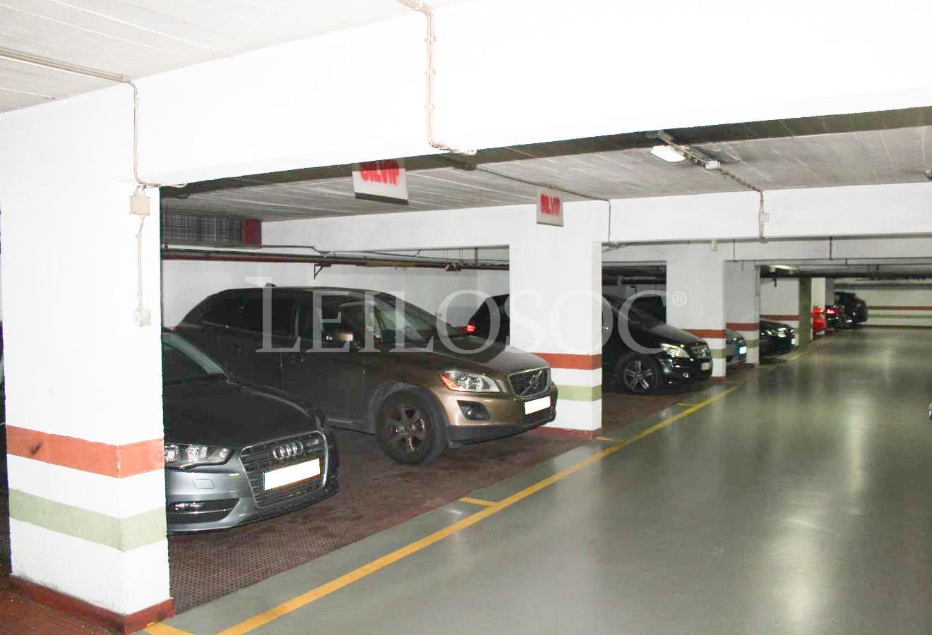 Escritórios + 4 Lugares de Garagem · Lisboa — imagem 11