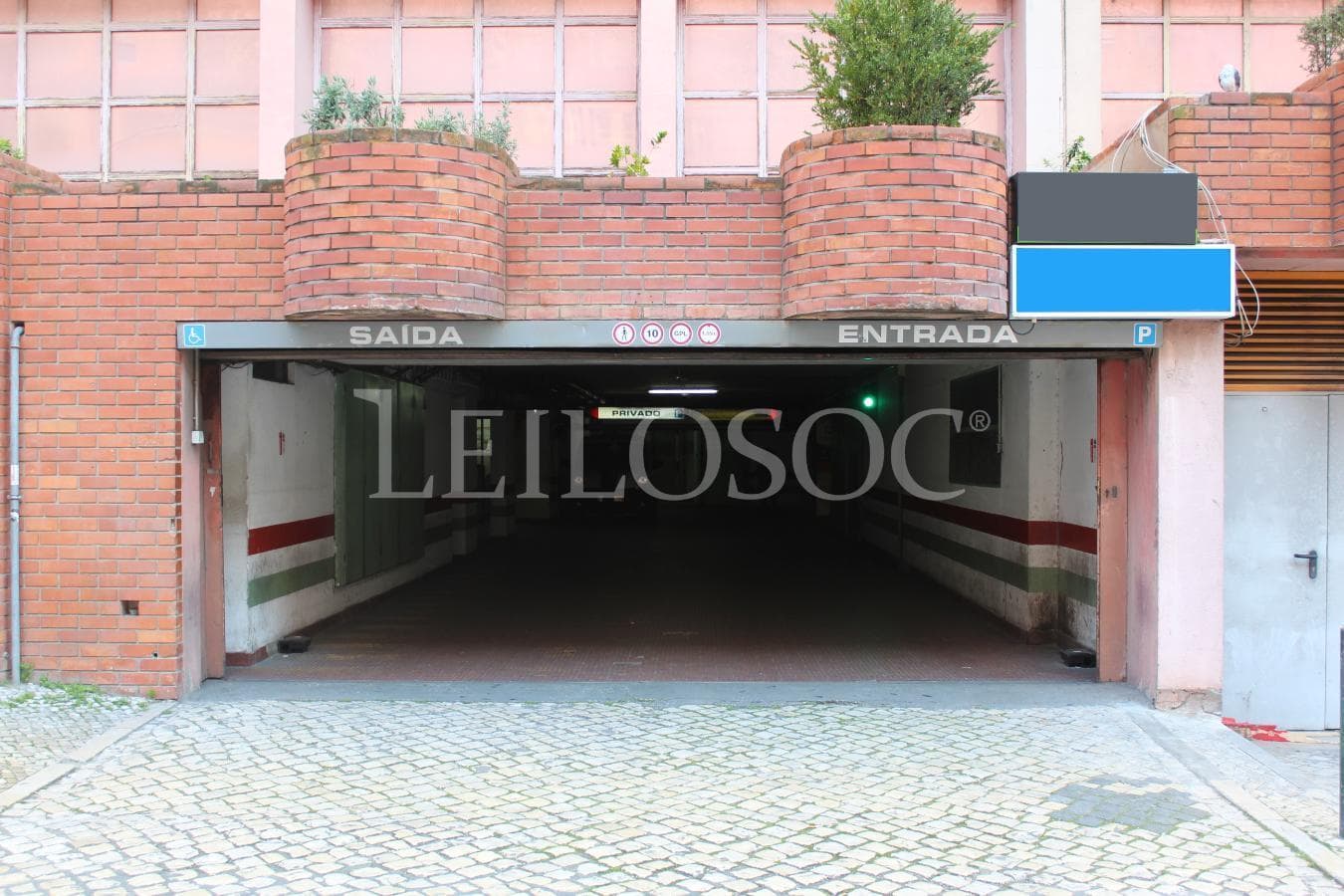 Escritórios + 4 Lugares de Garagem · Lisboa — imagem 14
