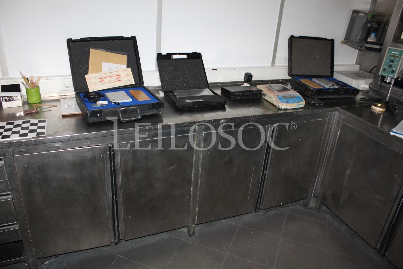 Equipamiento de Laboratorio — imagen 2