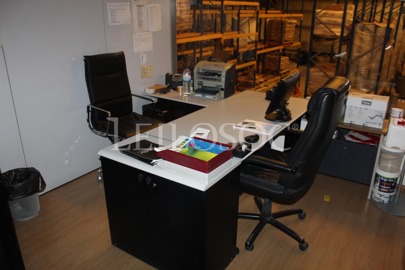 Équipement de Bureau — image 2