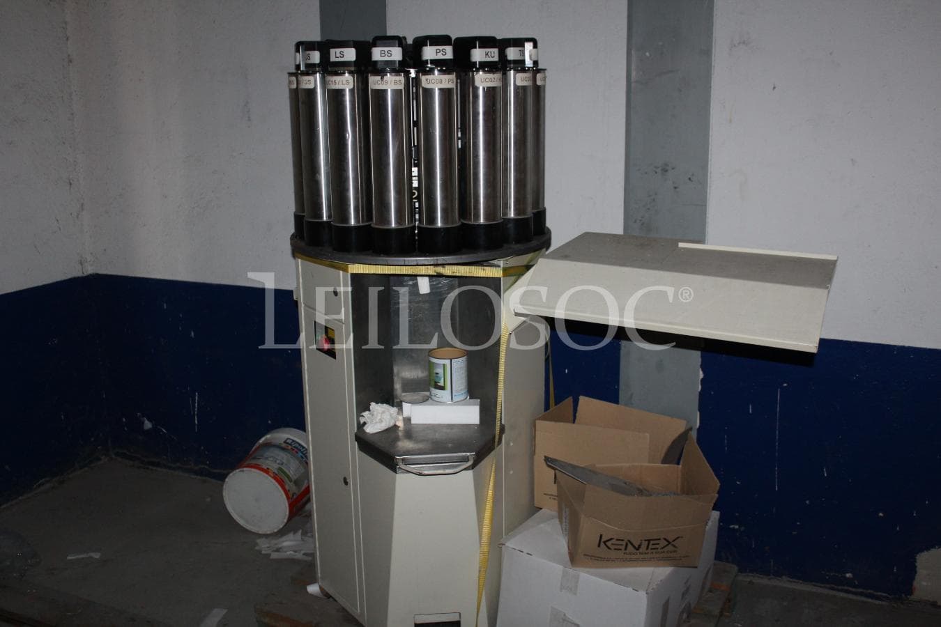Linha de enchimento + Agitadores máquinas de afinação de cores + Máquina de lavar e bomba + Balanças + Cubas — imagen 16