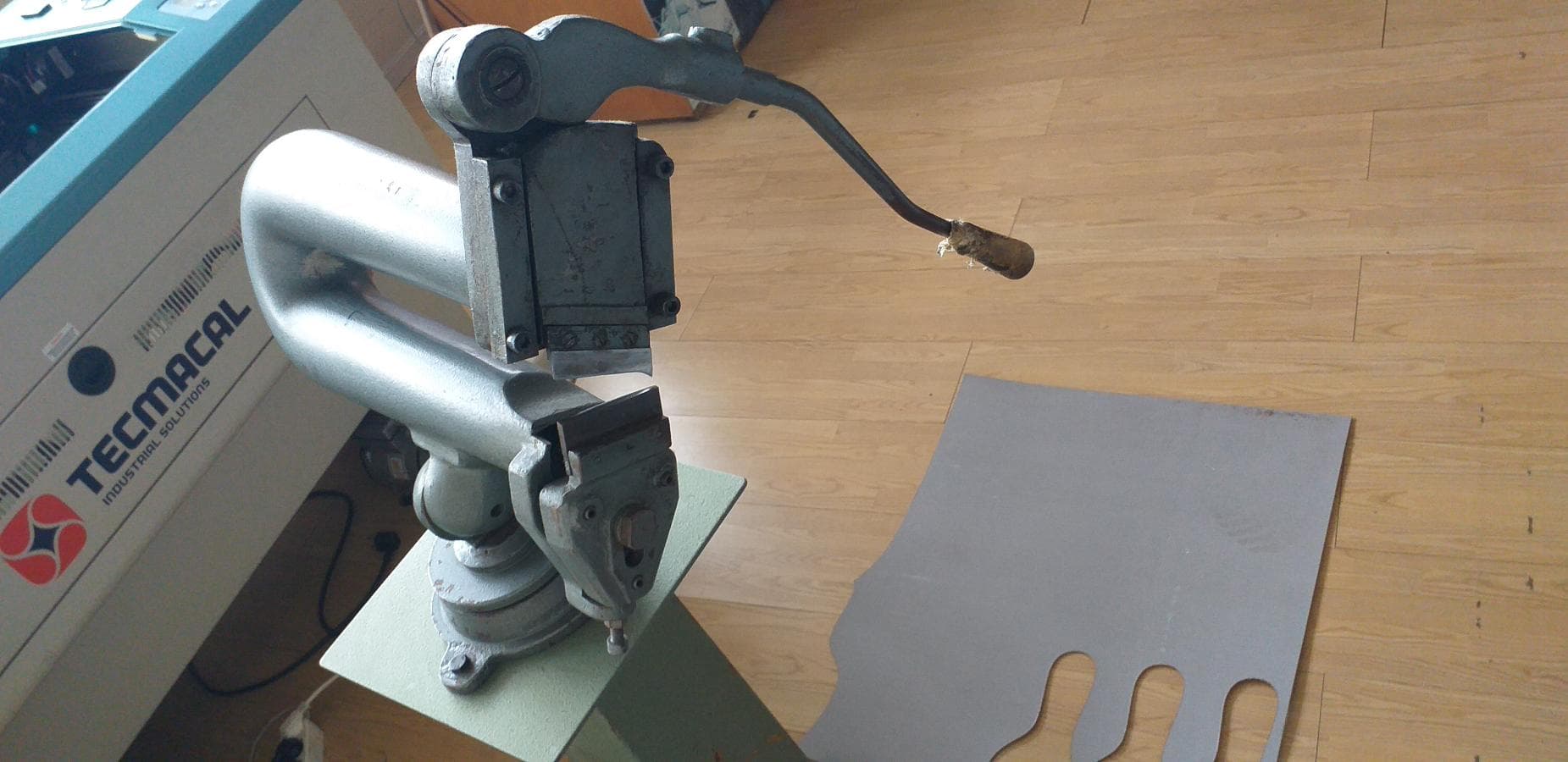 Guillotine — image 3