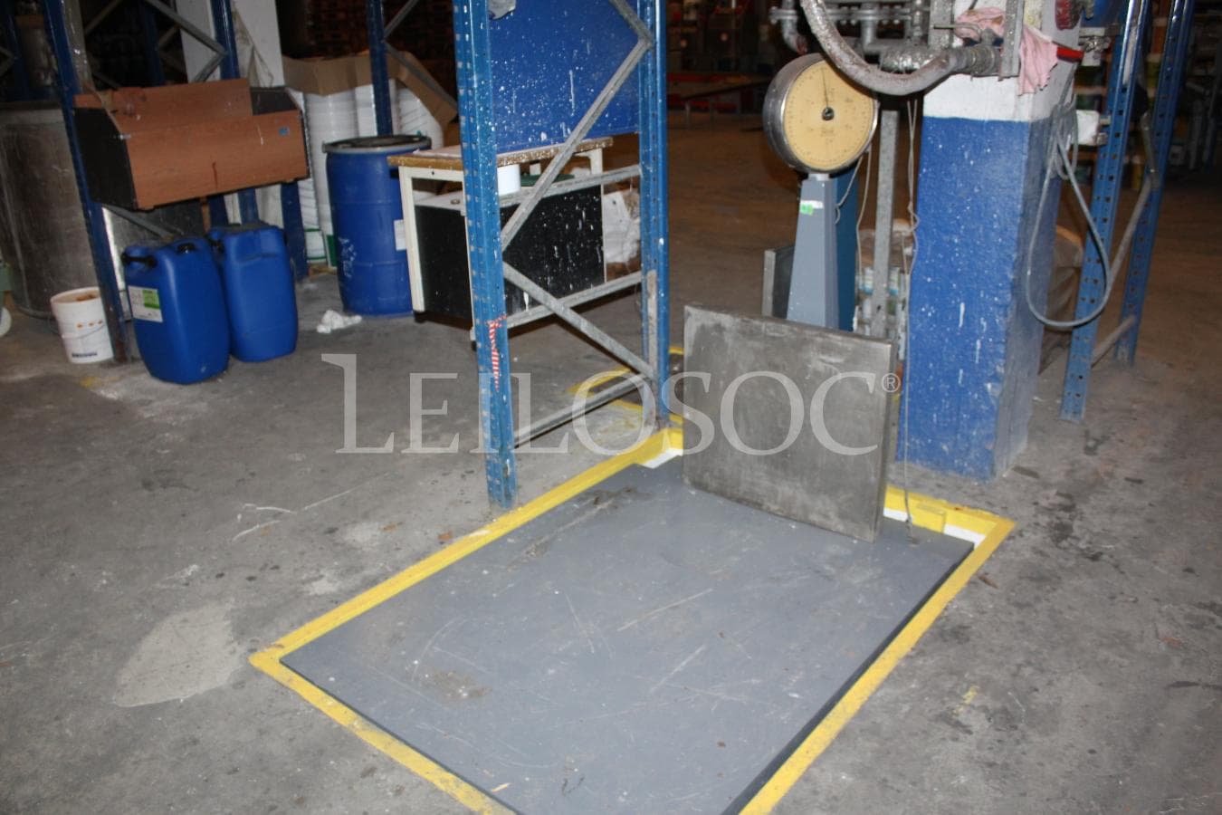 Linha de enchimento + Agitadores máquinas de afinação de cores + Máquina de lavar e bomba + Balanças + Cubas — imagen 3