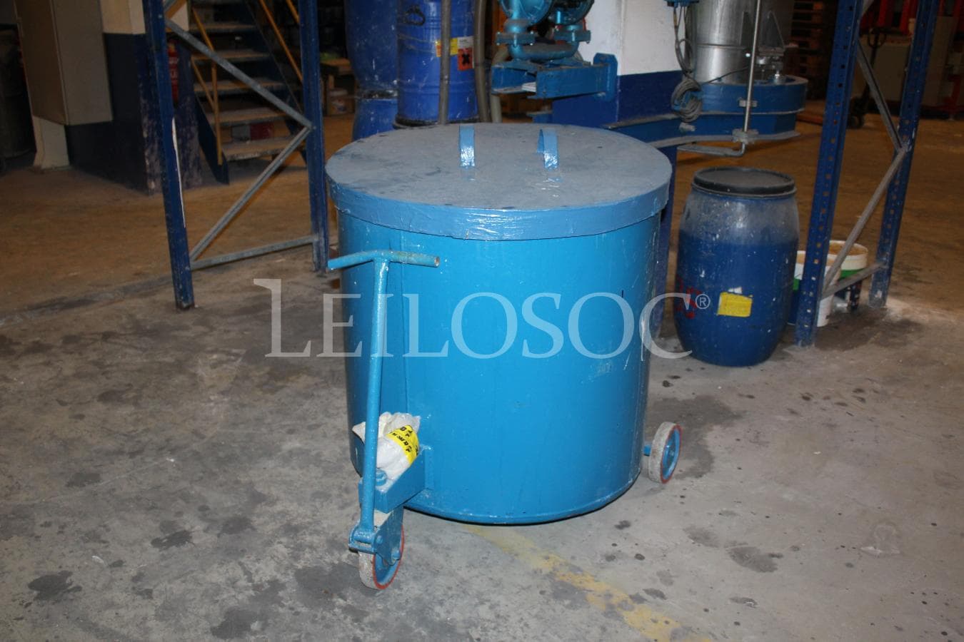 Linha de enchimento + Agitadores máquinas de afinação de cores + Máquina de lavar e bomba + Balanças + Cubas — imagen 19