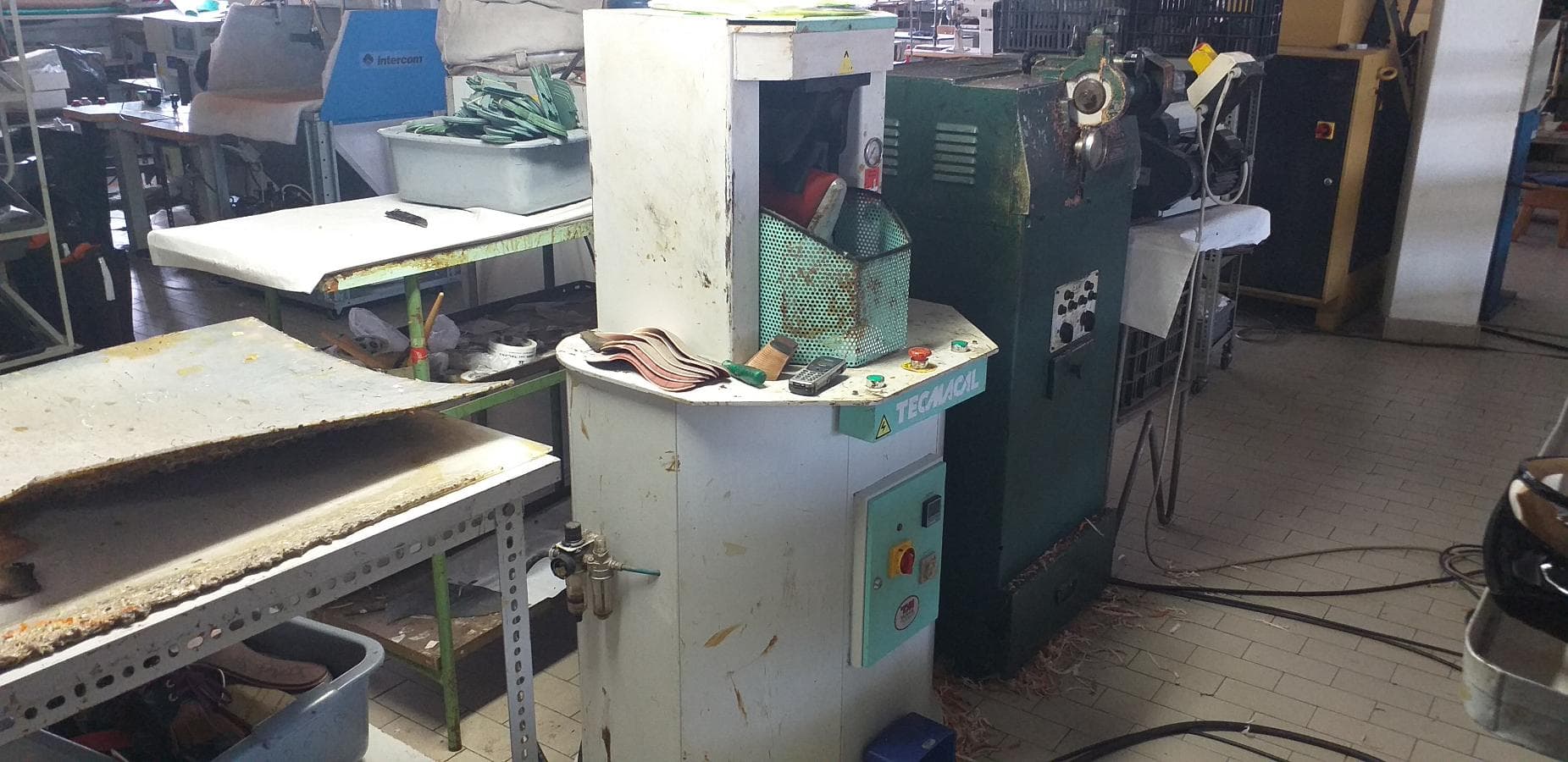 Machine de moulage — image 1