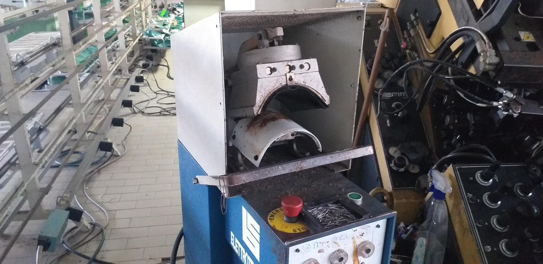 Máquina de Vapor + Máquina de Montar Bicos — imagem 3