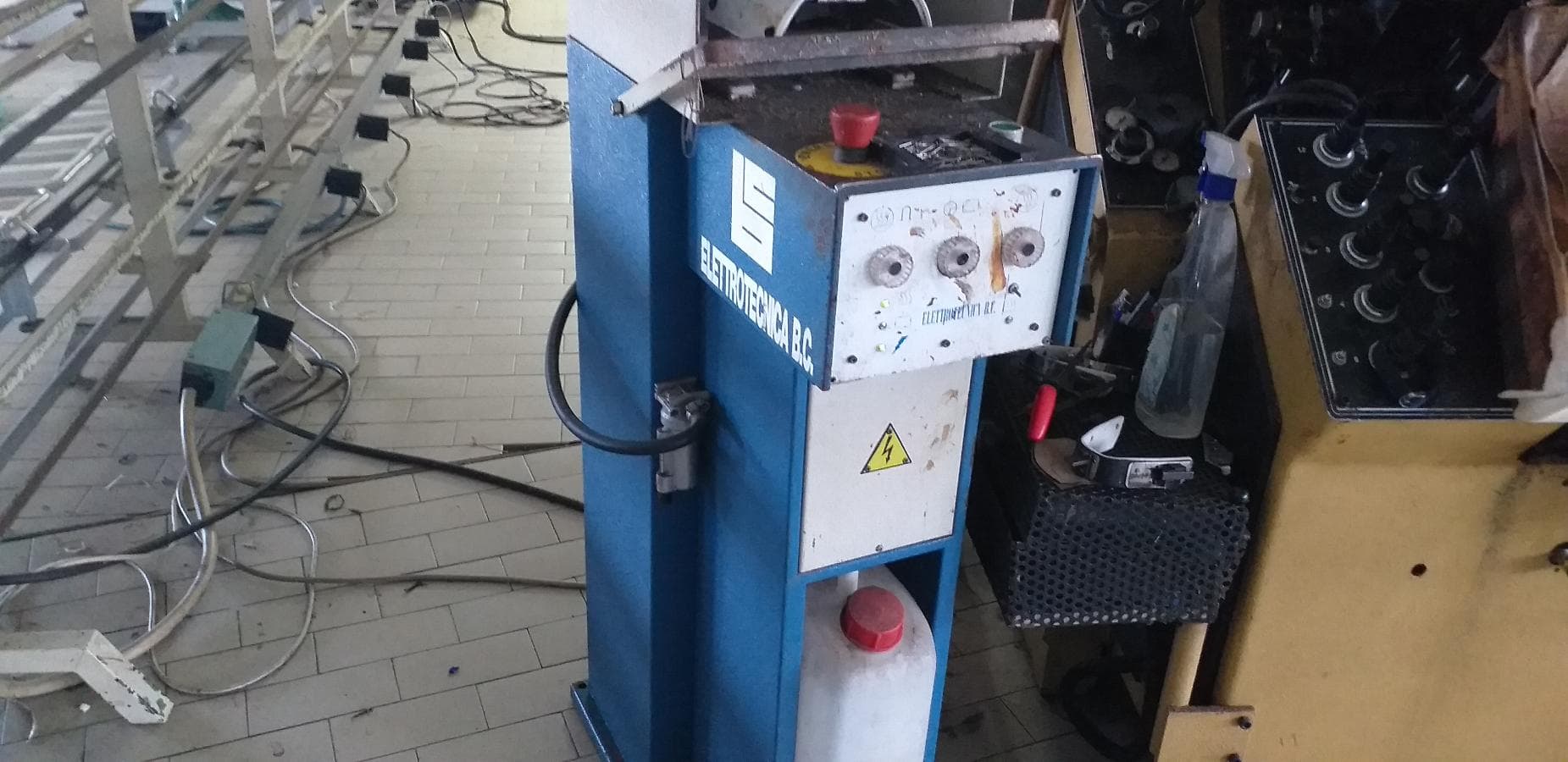 Máquina de Vapor + Máquina de Montar Bicos — imagem 5