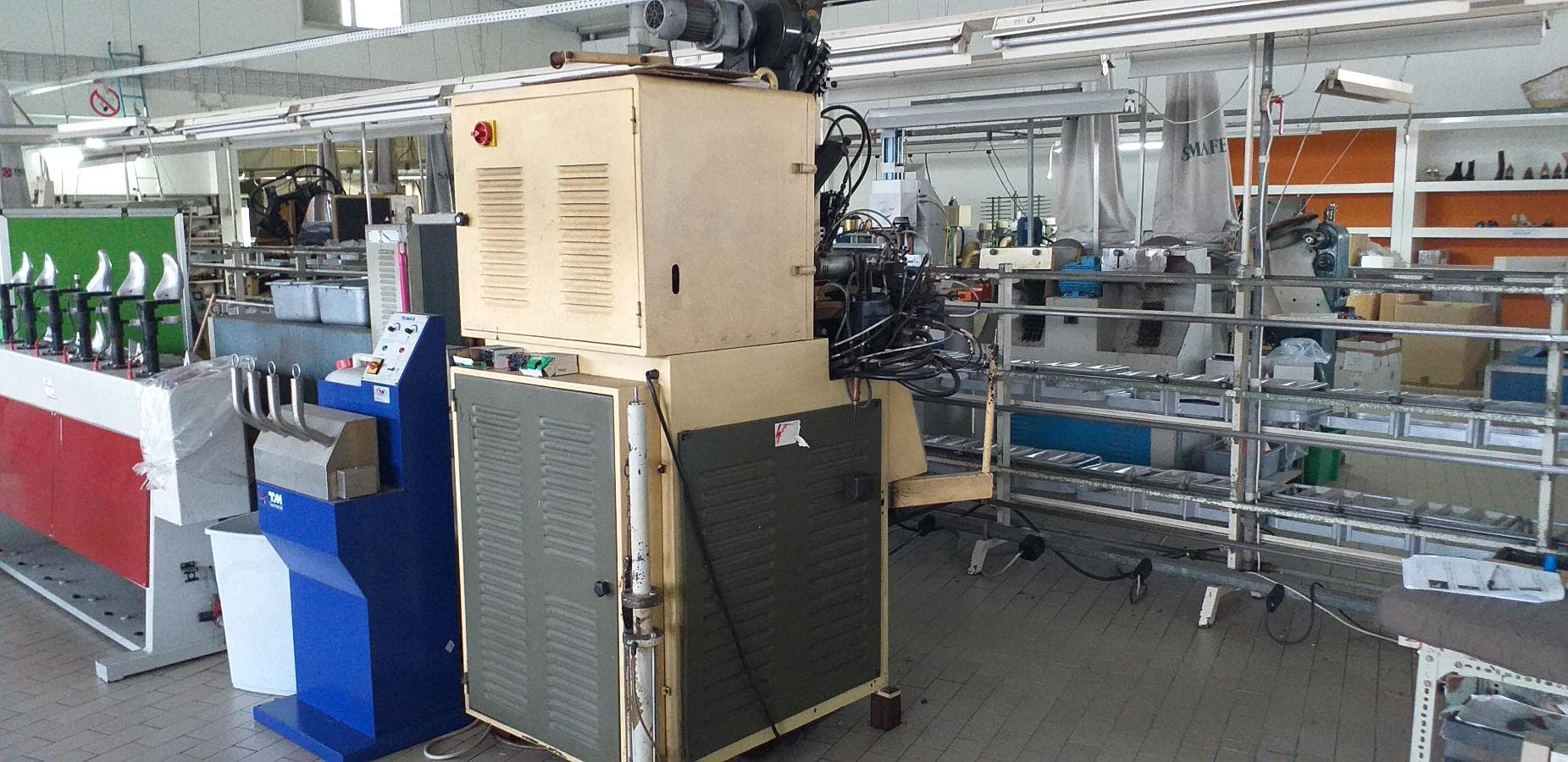 Máquina de Fechar Calcanheiras — imagem 3
