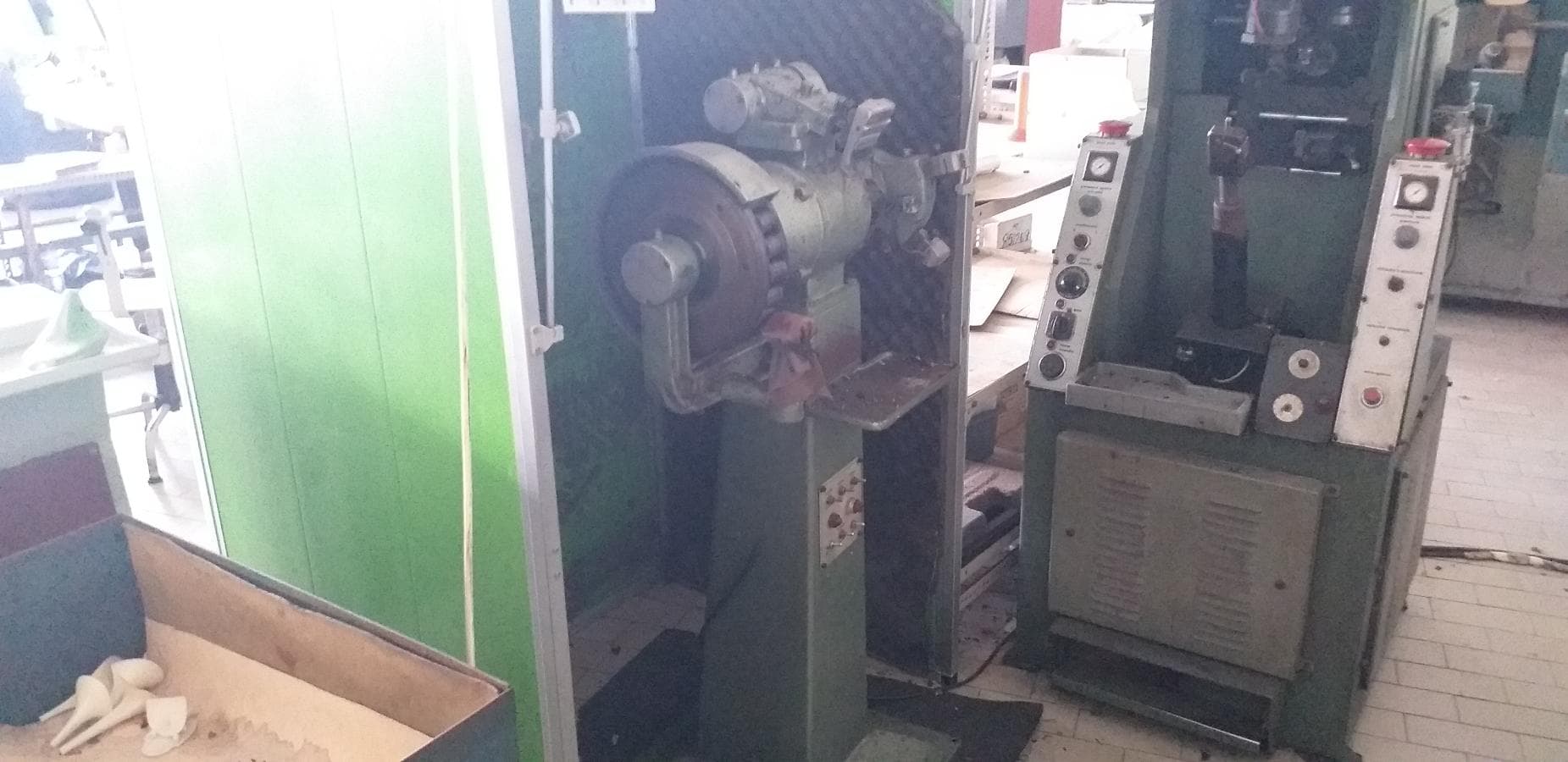 Máquina de Rebater — imagem 1
