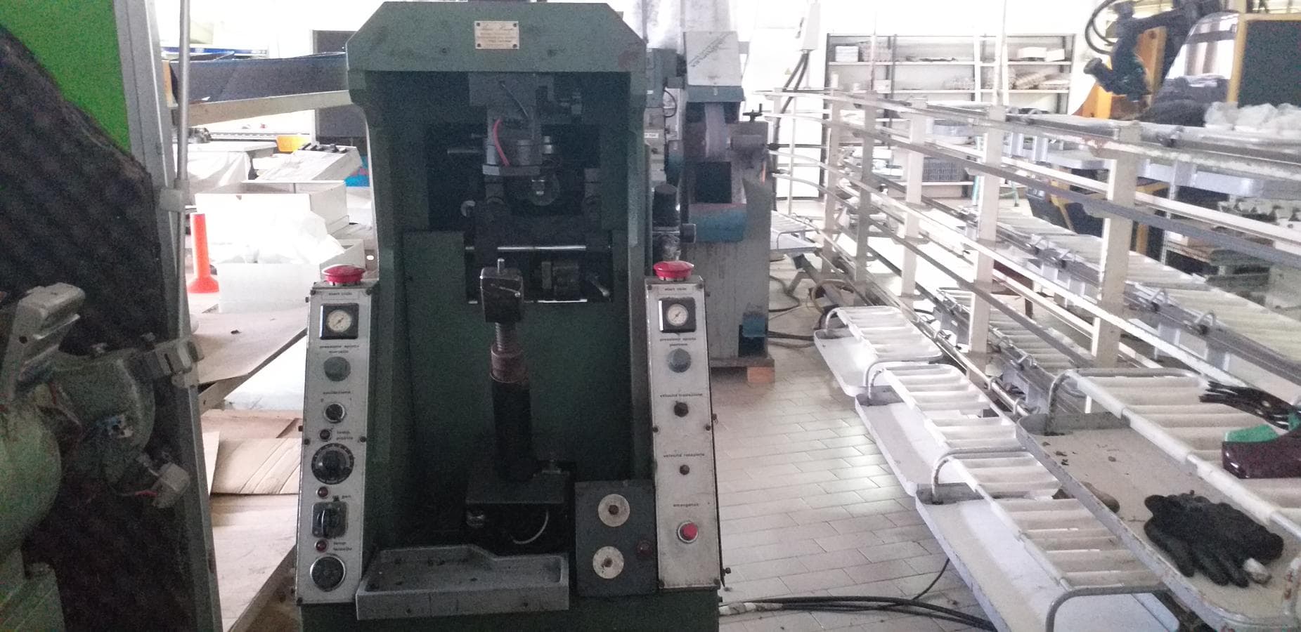 Máquina de Rebater — imagem 1