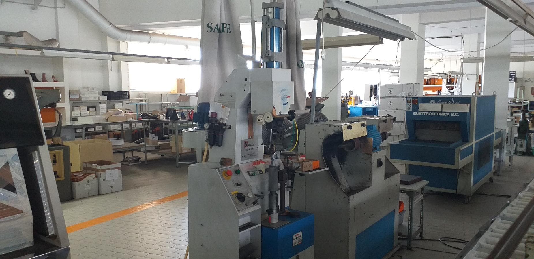 Máquina de Pregar Saltos — imagem 1