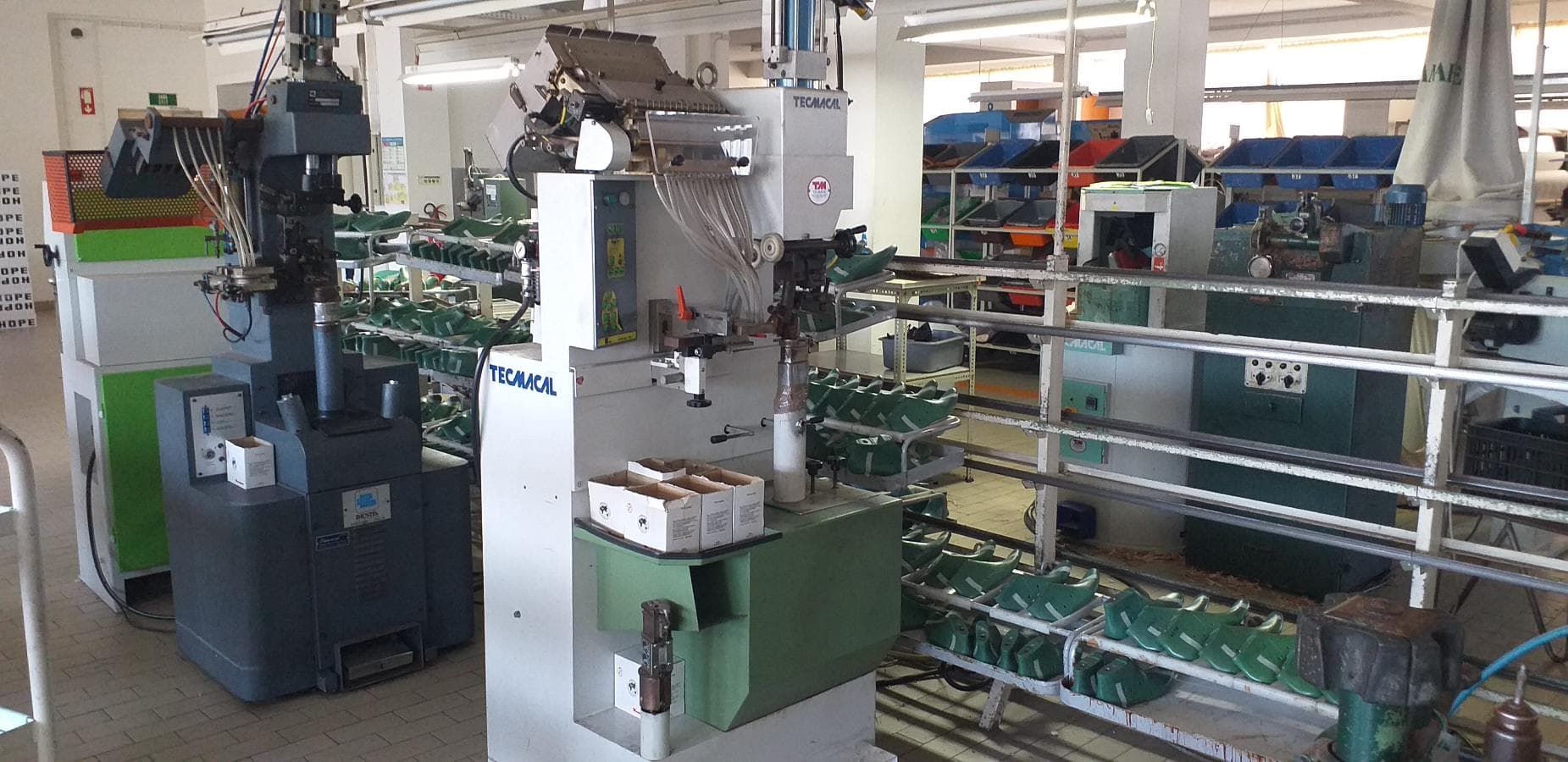 Máquina de Pregar Saltos — image 2