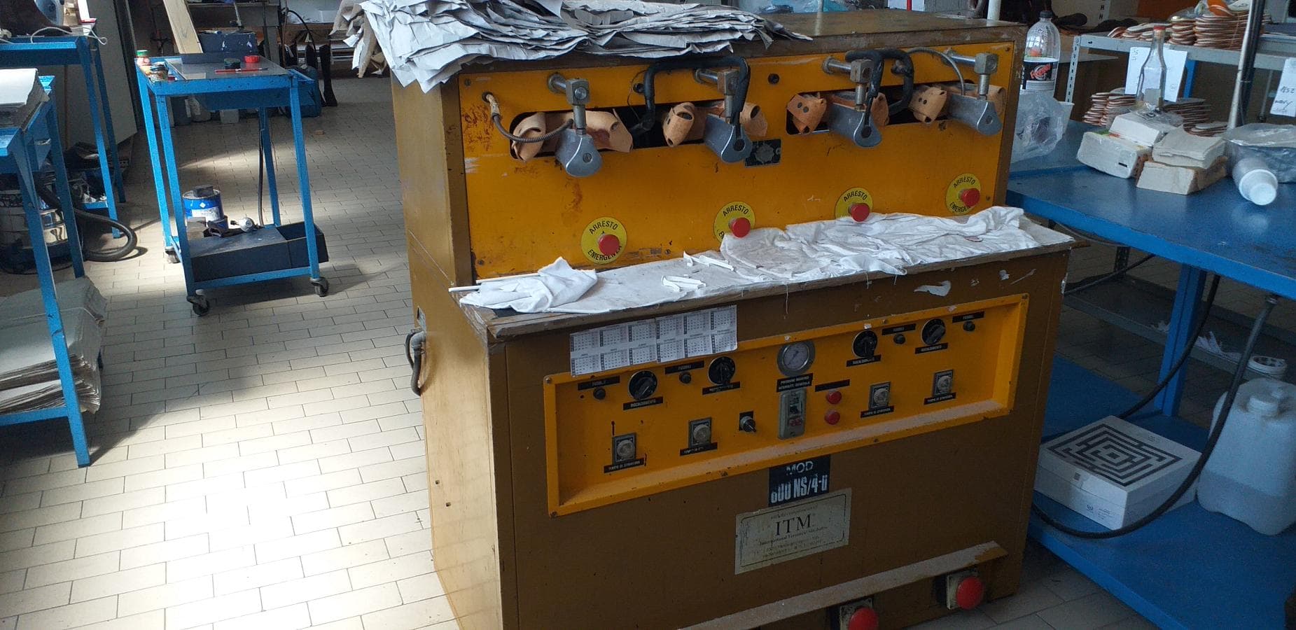 Máquina de Moldar — imagem 1