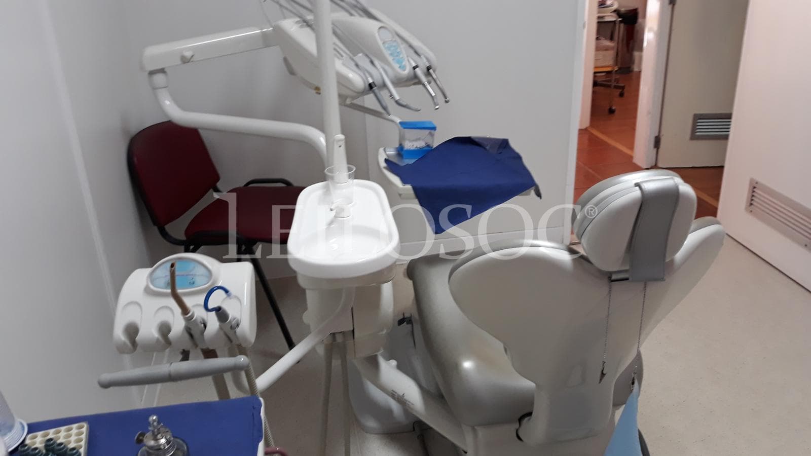 Equipamento Medicina Dentária + Mobiliário Clínico — imagen 33