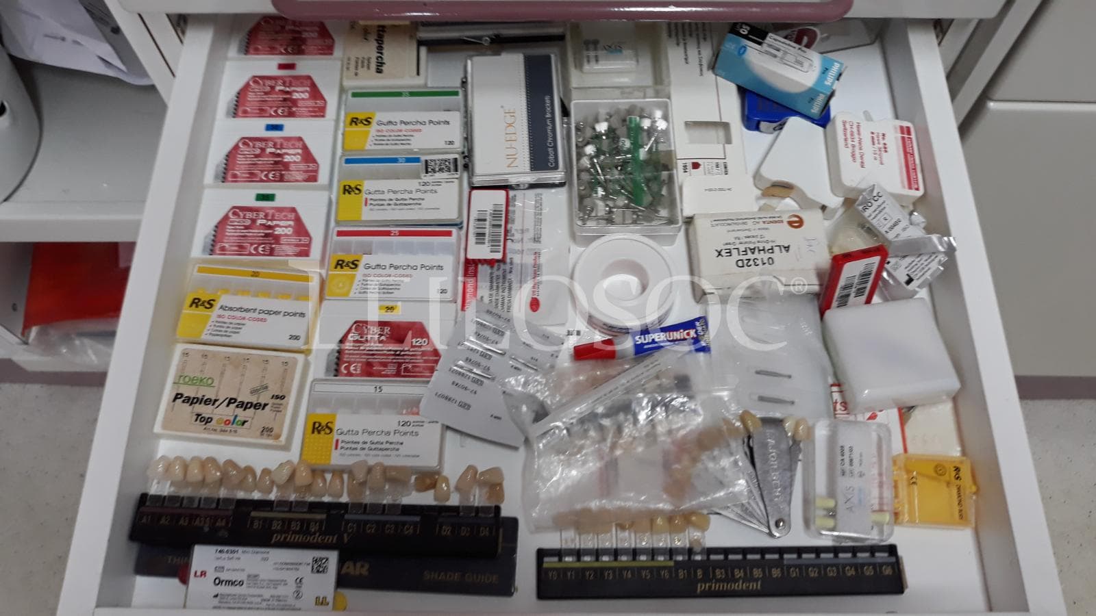 Equipamento Medicina Dentária + Mobiliário Clínico — imagen 38