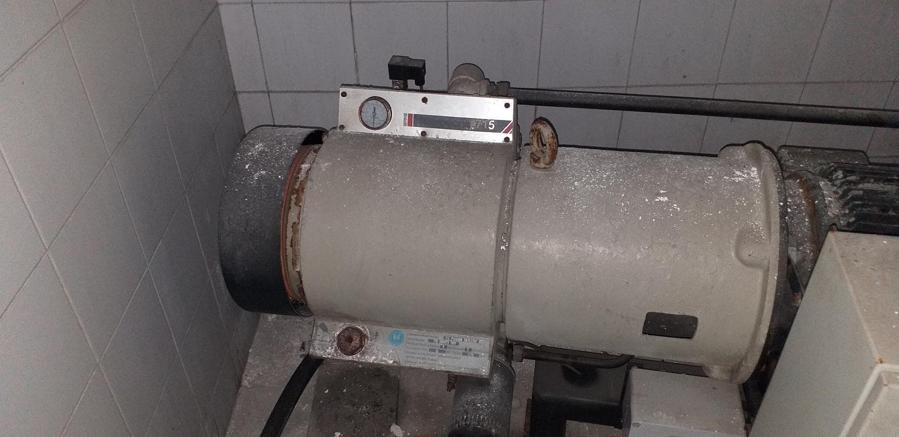 Compressores + Secador de Ar + Depósito de Ar + Motor + Depósito de Água — imagem 7
