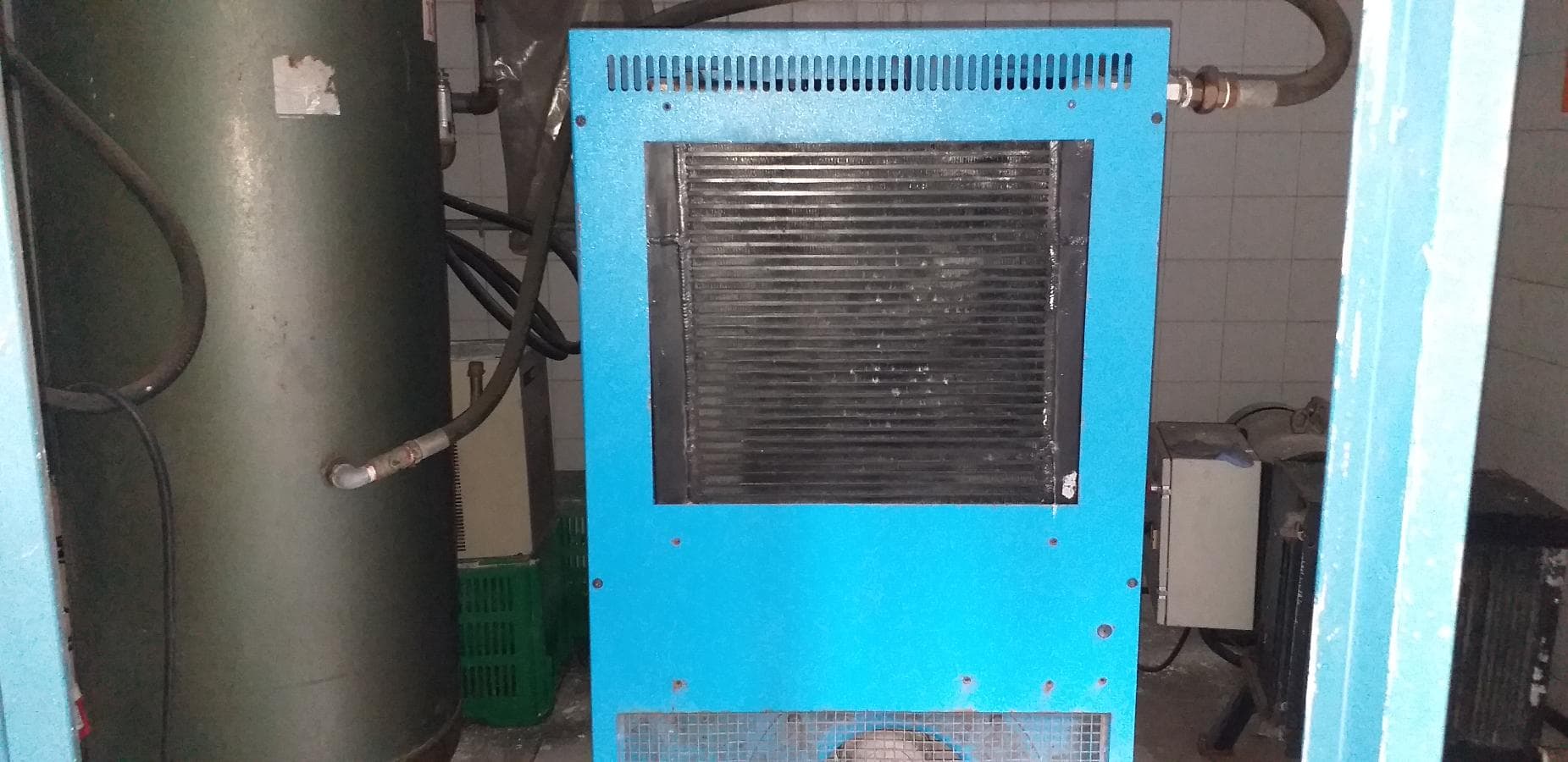 Compressores + Secador de Ar + Depósito de Ar + Motor + Depósito de Água — imagem 9