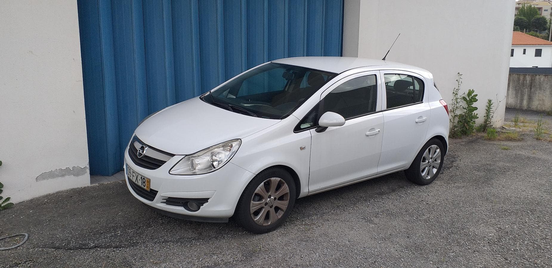 Opel Corsa — image 1