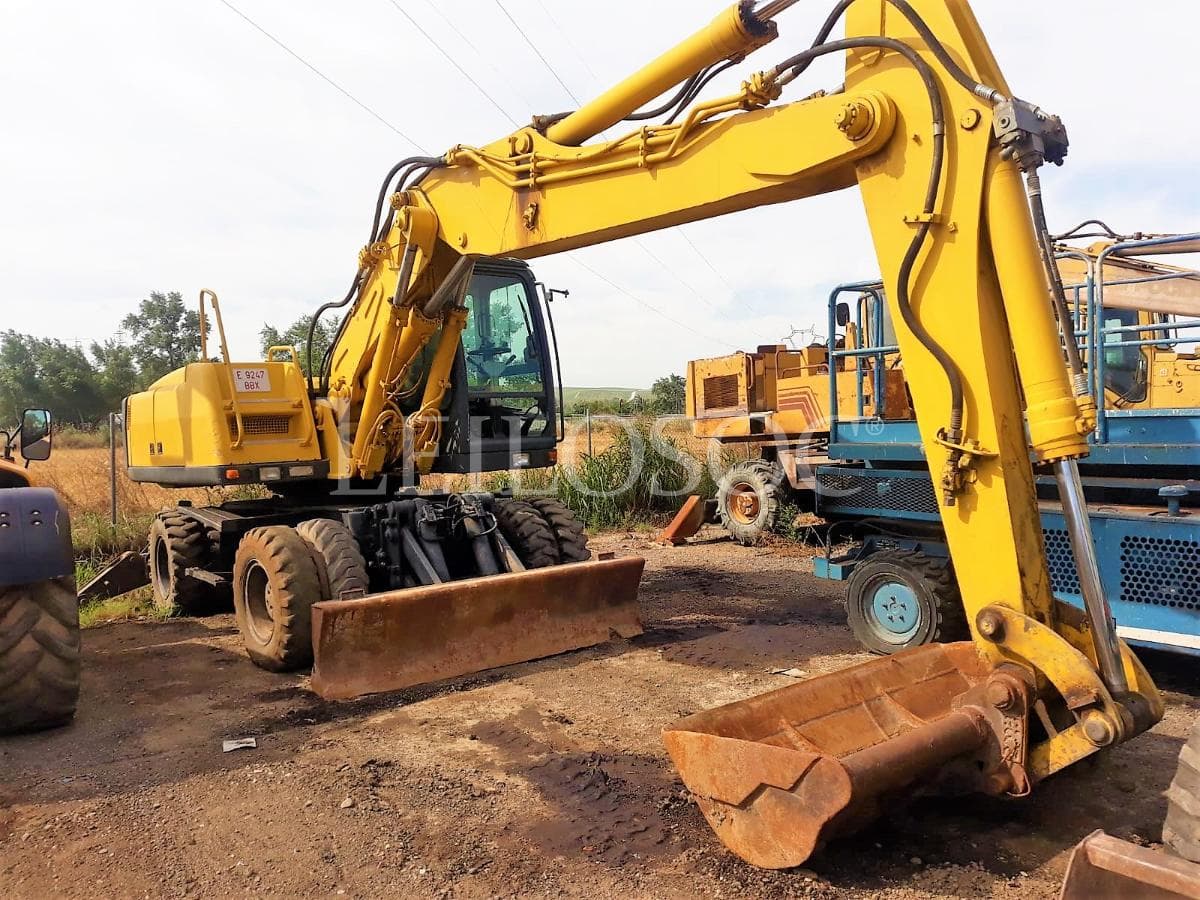 Excavadora Gomas 21 Ton