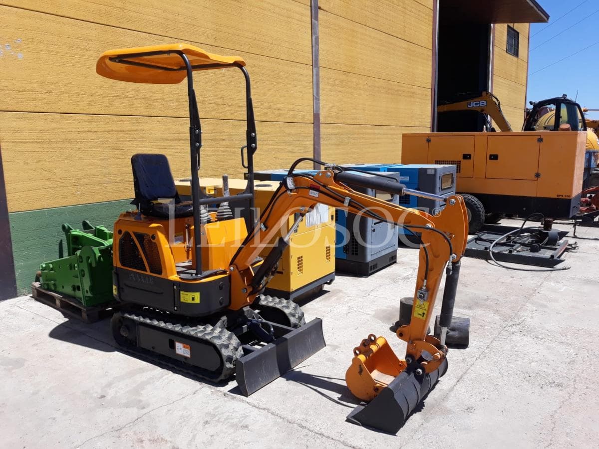 Mini Excavadora 800 Kg — imagem 1