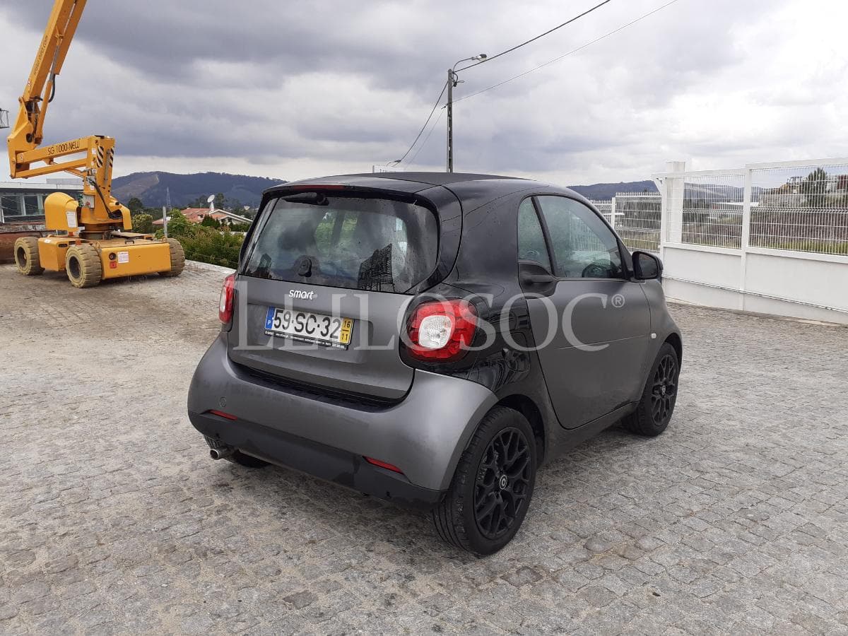 Smart Fortwo Coupe 0.9 · Ano 2016 — imagem 4
