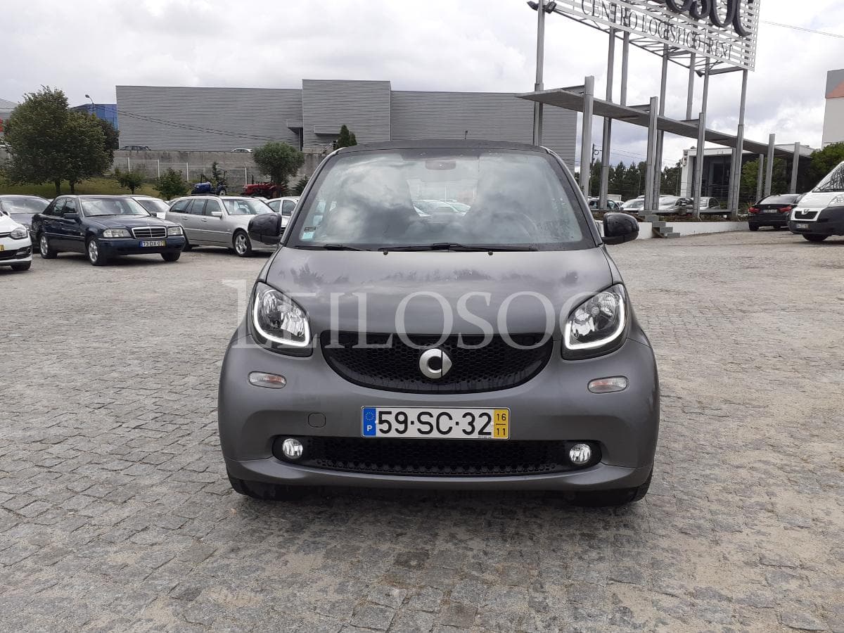 Smart Fortwo Coupe 0.9 · Ano 2016 — imagem 2