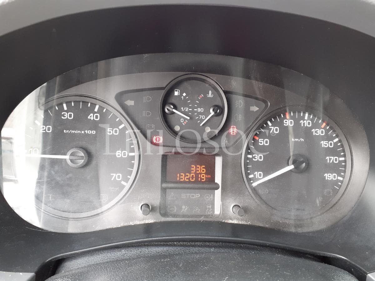 Citroën Berlingo 1.6 HDI · Ano 2013 · 3 Lugares — imagem 11