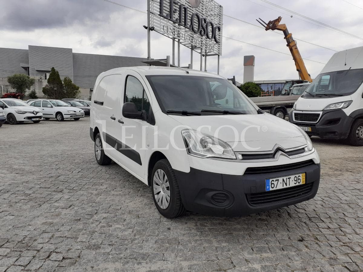 Citroën Berlingo 1.6 HDI · Ano 2013 · 3 Lugares — imagem 1