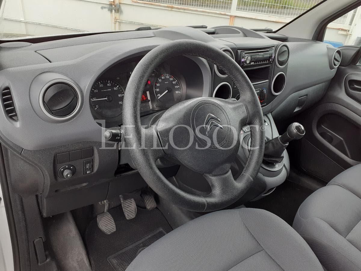 Citroën Berlingo 1.6 HDI · Ano 2013 · 3 Lugares — imagem 10