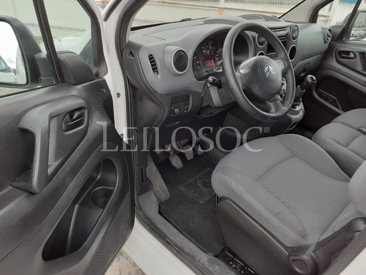Citroën Berlingo 1.6 HDI · Ano 2013 · 3 Lugares — imagem 7