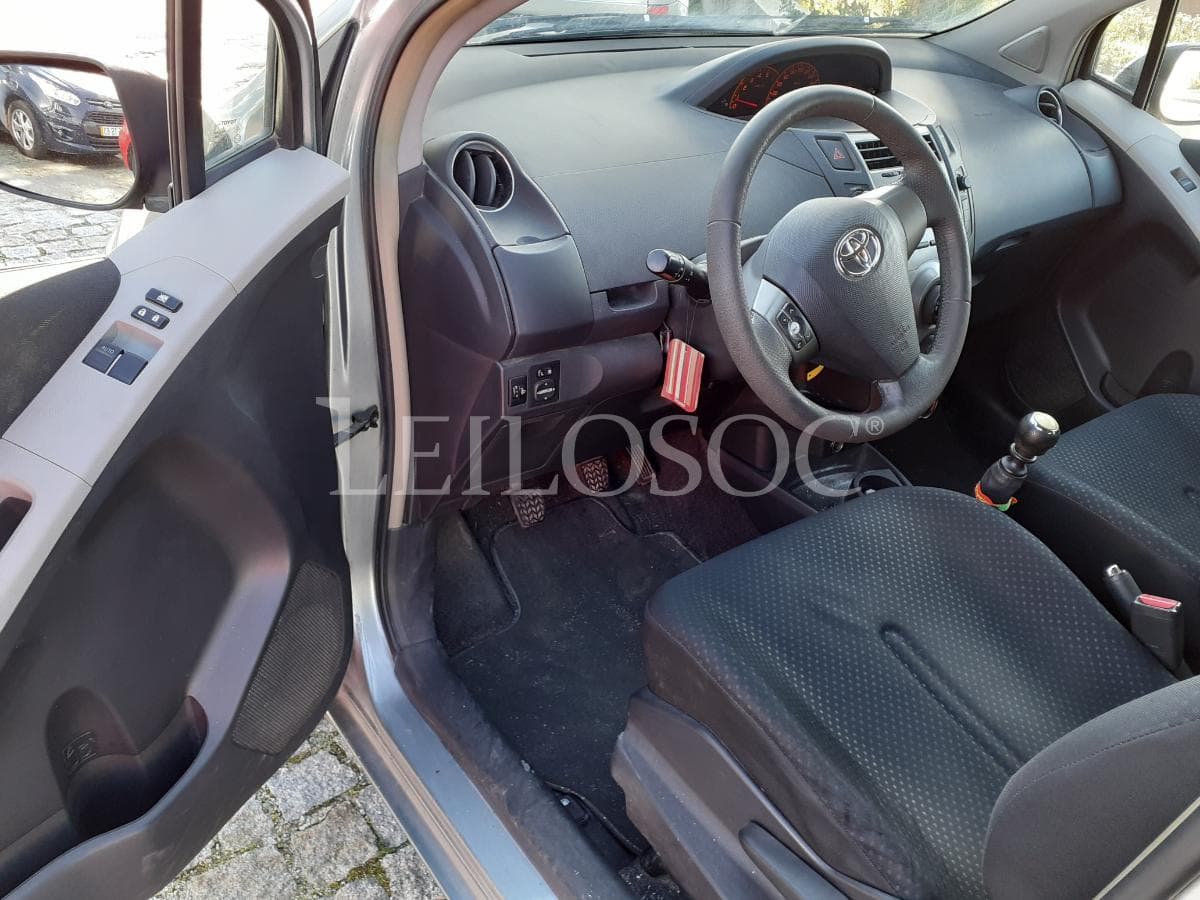 Toyota Yaris — imagem 7