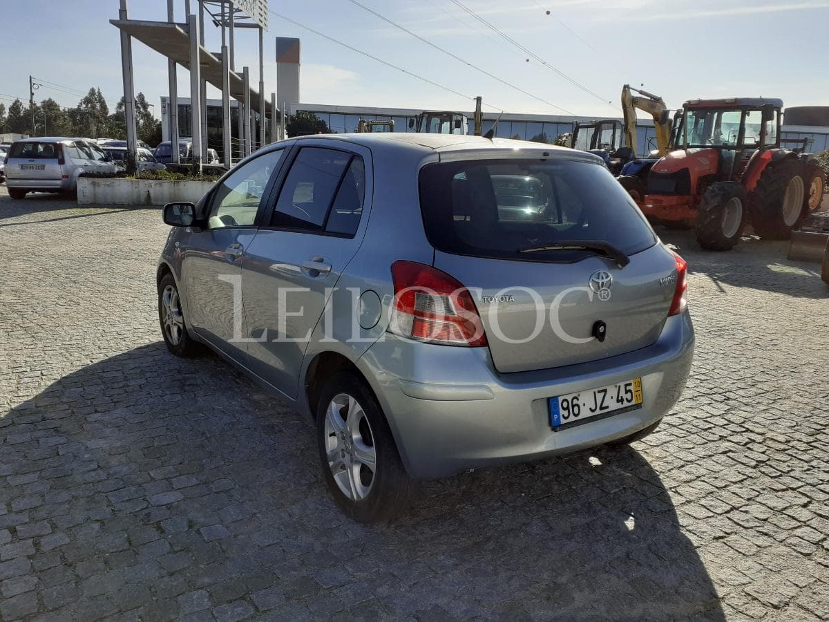 Toyota Yaris — imagem 4