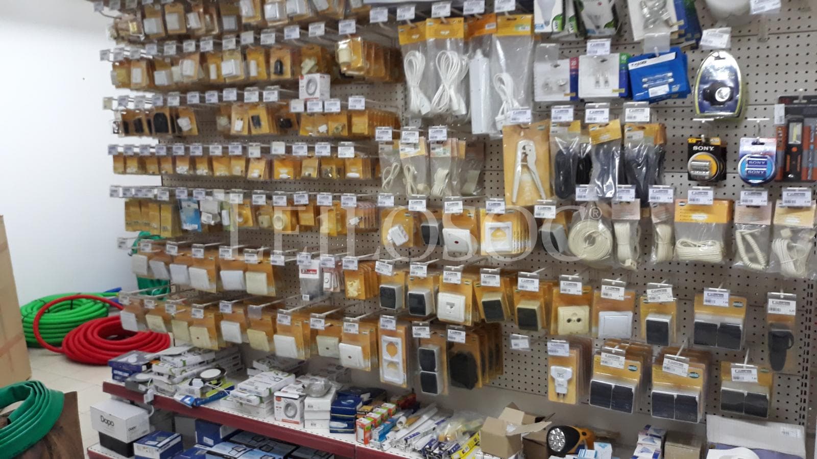 Artigos de Decoração · Ferragens · Estanteria — image 8