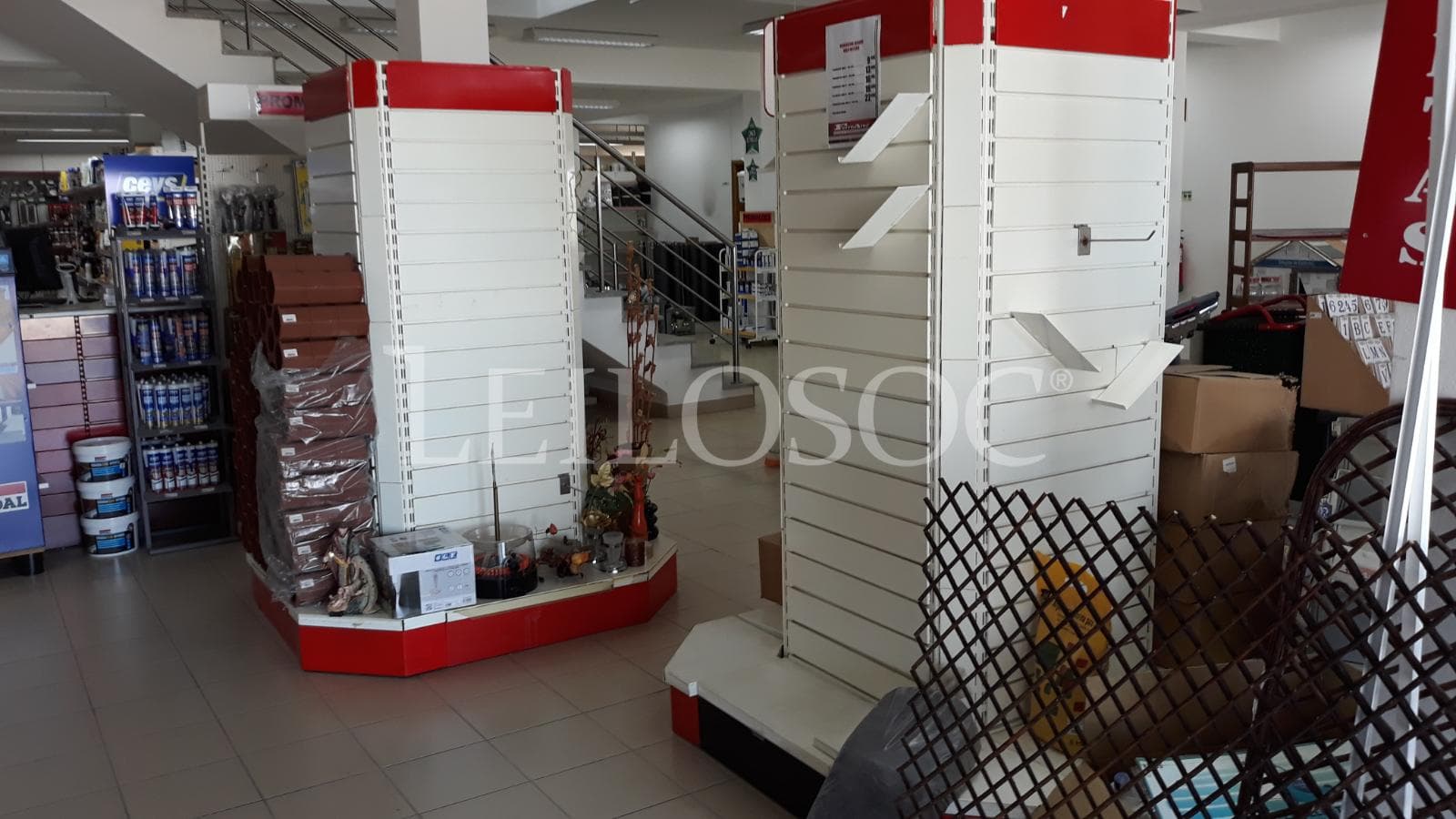 Artigos de Decoração · Ferragens · Estanteria — image 28