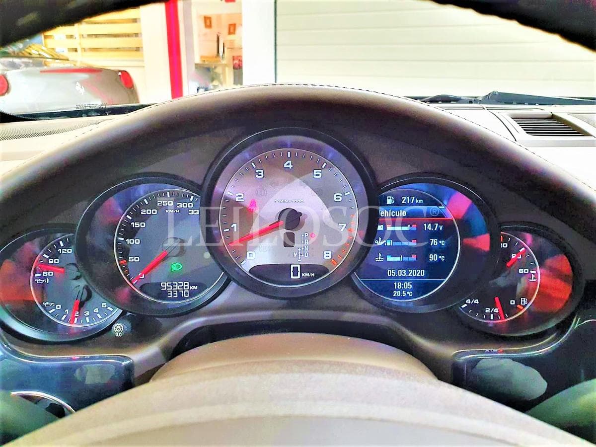 Porsche Panamera S — imagem 12