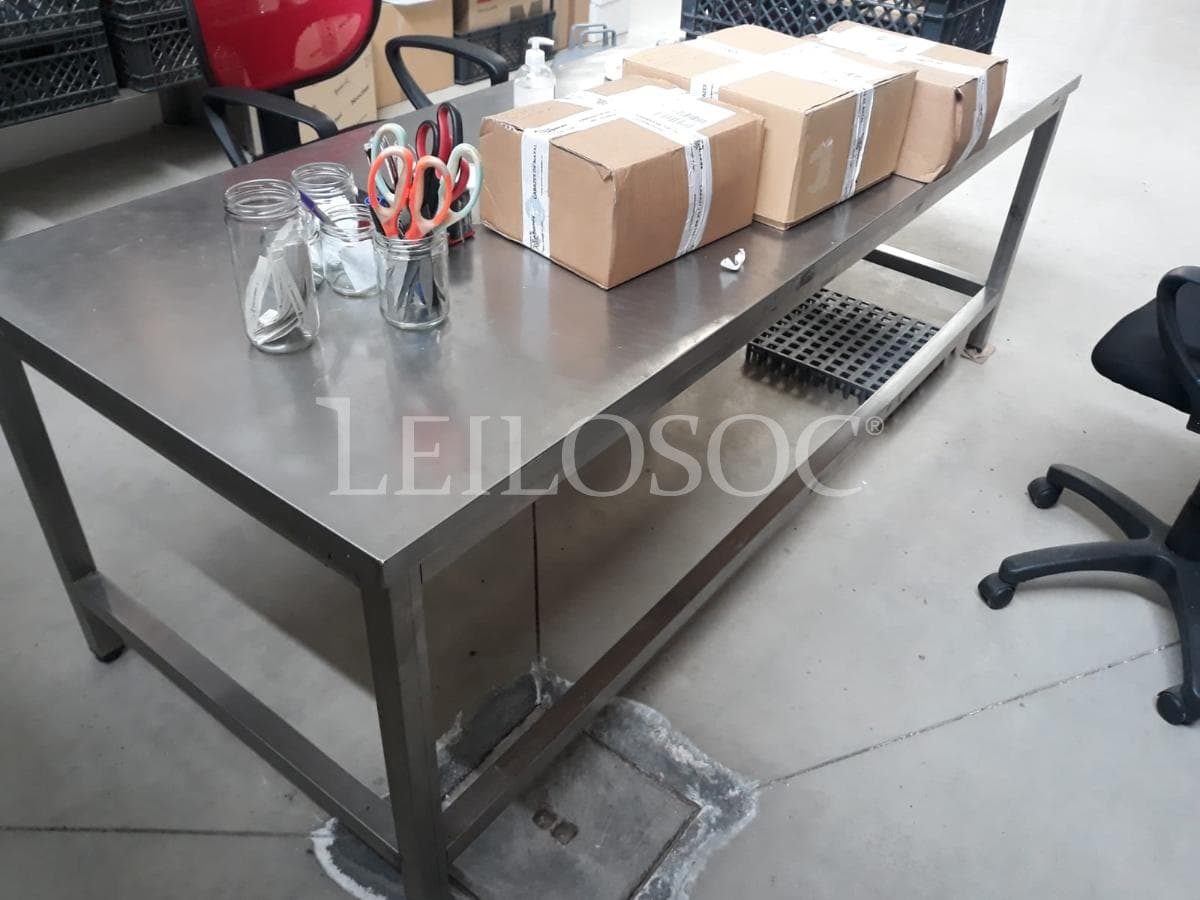 Estantanteria e bancadas em inox — imagen 3