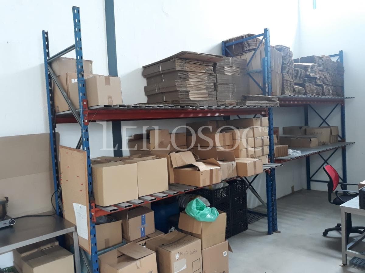 Estantanteria e bancadas em inox — imagen 5