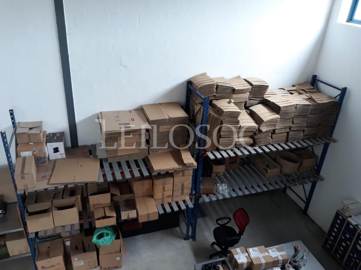 Estantanteria e bancadas em inox — imagen 10