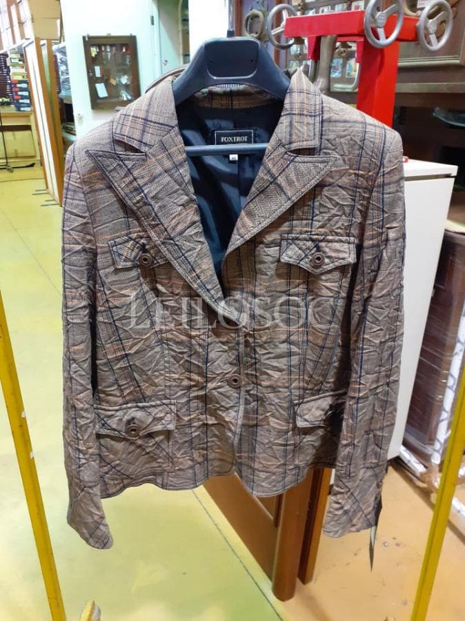Ropa diversa de senora — imagem 11