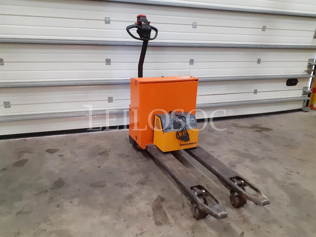 Stacker