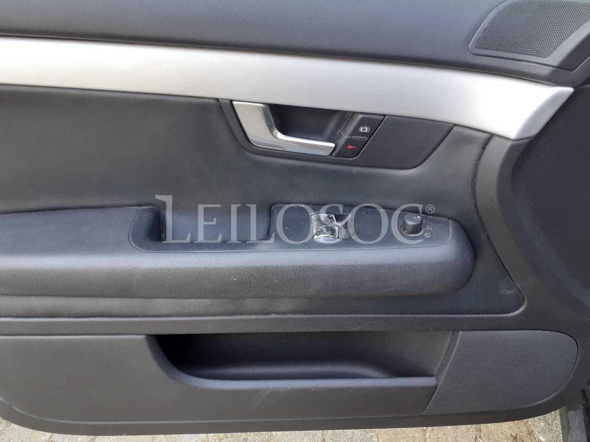 Audi A4 1.9 TDI · Ano 2001 — image 9