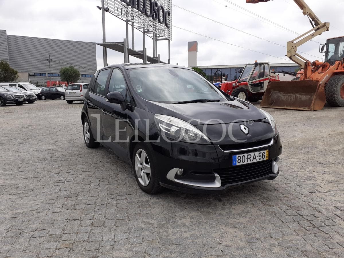Renault Scénic 1.5 DCI · Ano 2012 — imagem 1